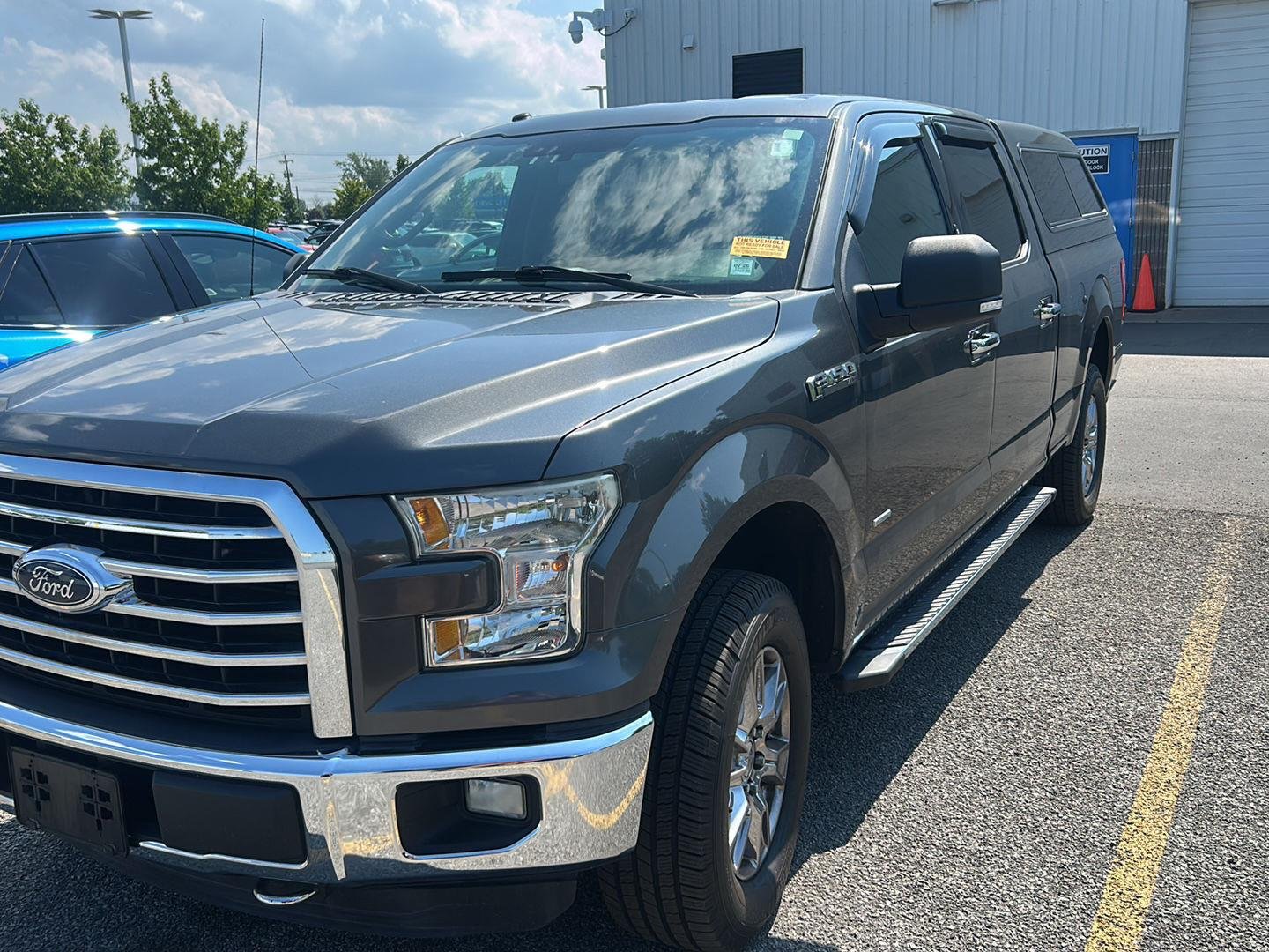 Used 2015 Magnetic Metallic Ford XLT image 6