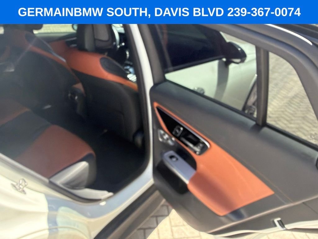 Used 2024  Mercedes-Benz GLC 300 Coupe image 27