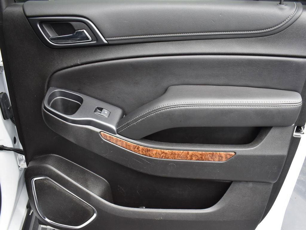 2019 CHEVROLET SUBURBAN - Image 35