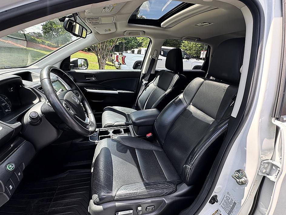 Used 2016 Diamond White Pearl Honda EX-L image 10