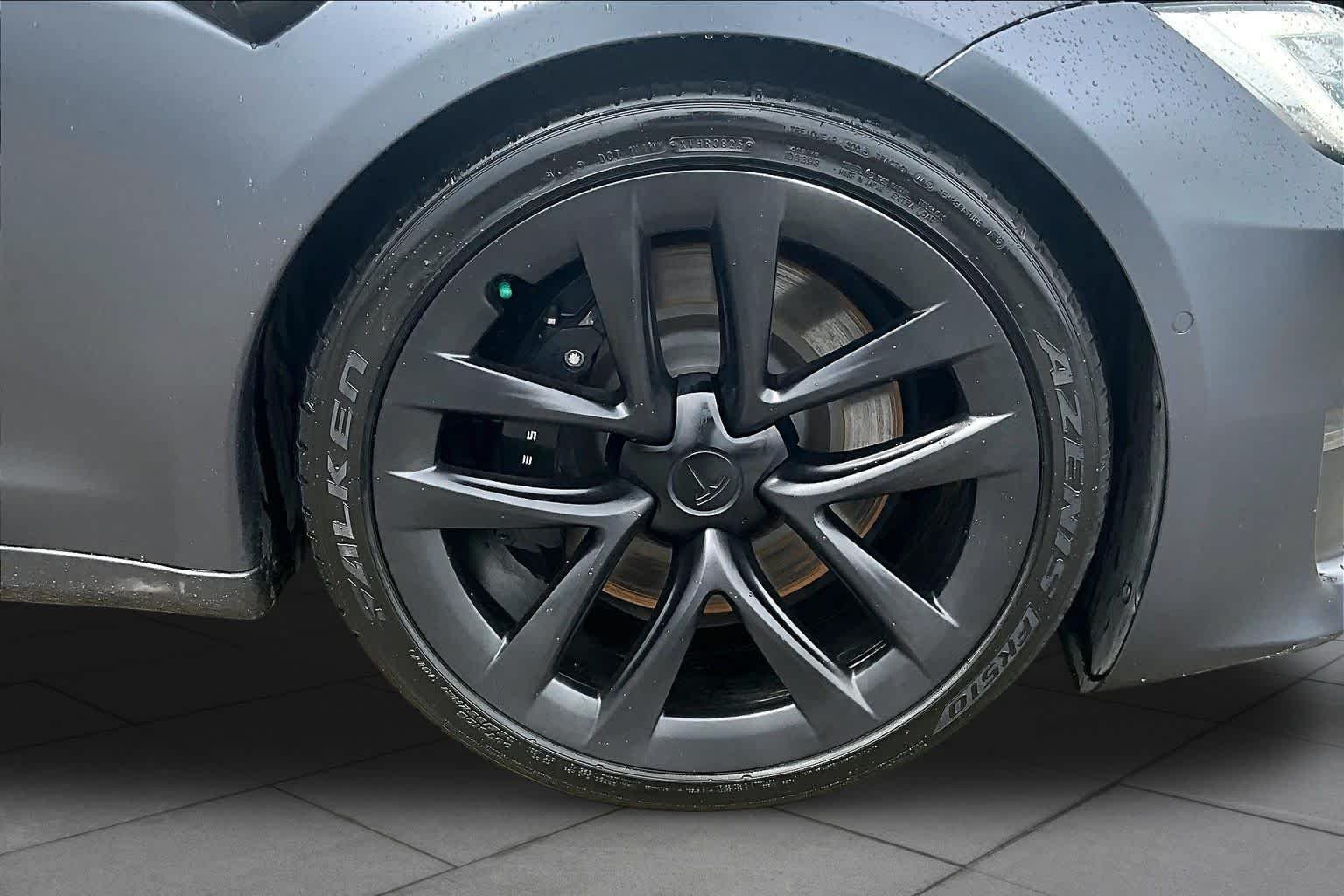 Used 2021 GRAY WRAP Tesla Long Range image 9