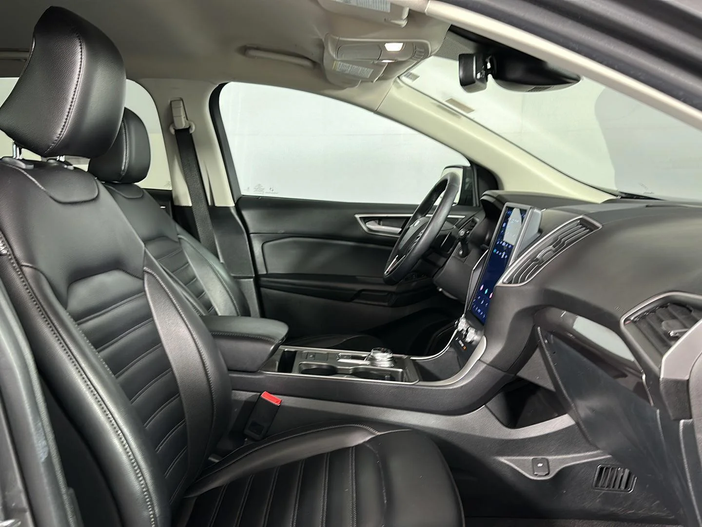 Used 2024 Carbonized Gray Ford SEL image 25