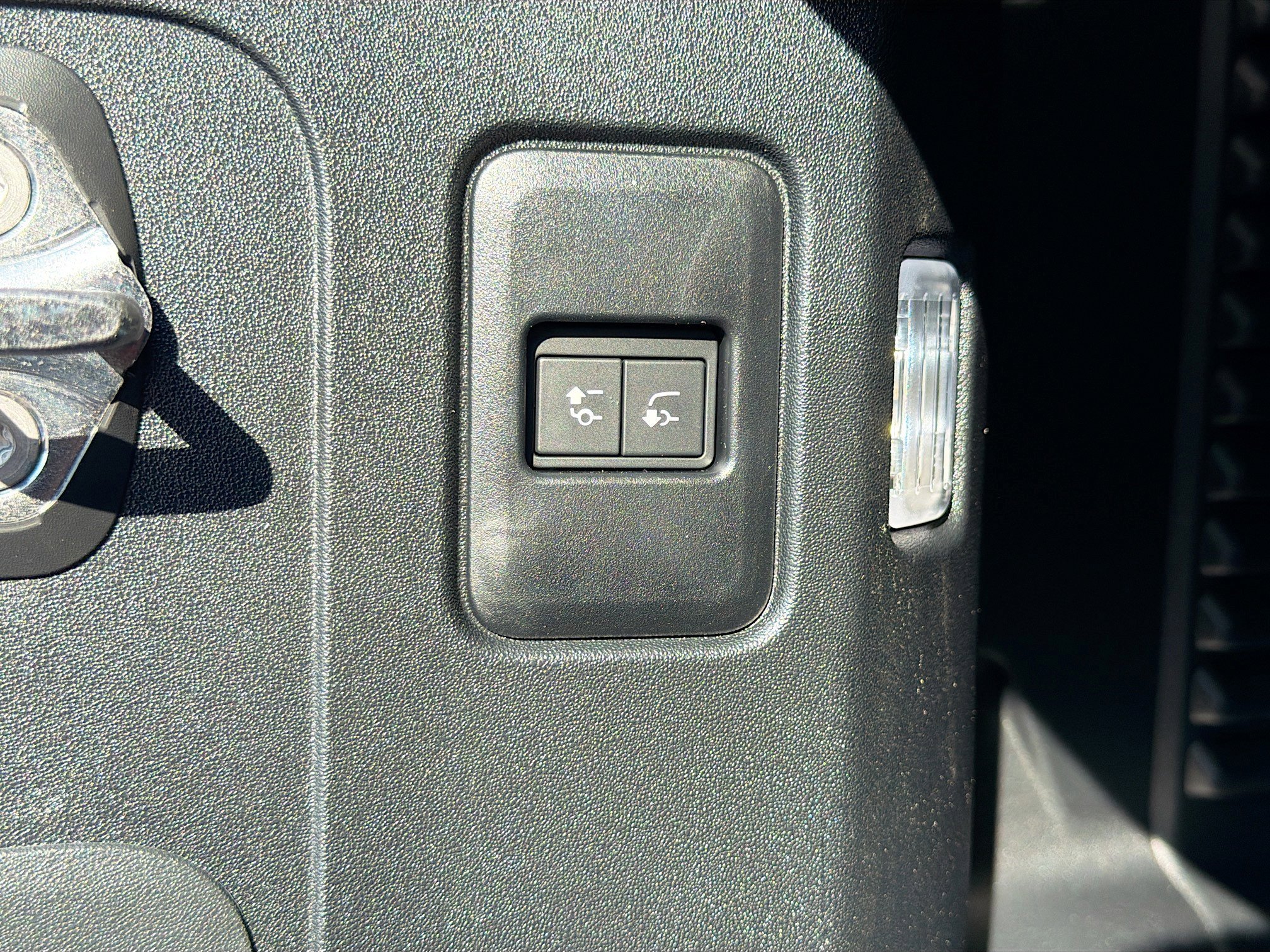 New 2026 Carpathian Grey Land Rover V8 image 44