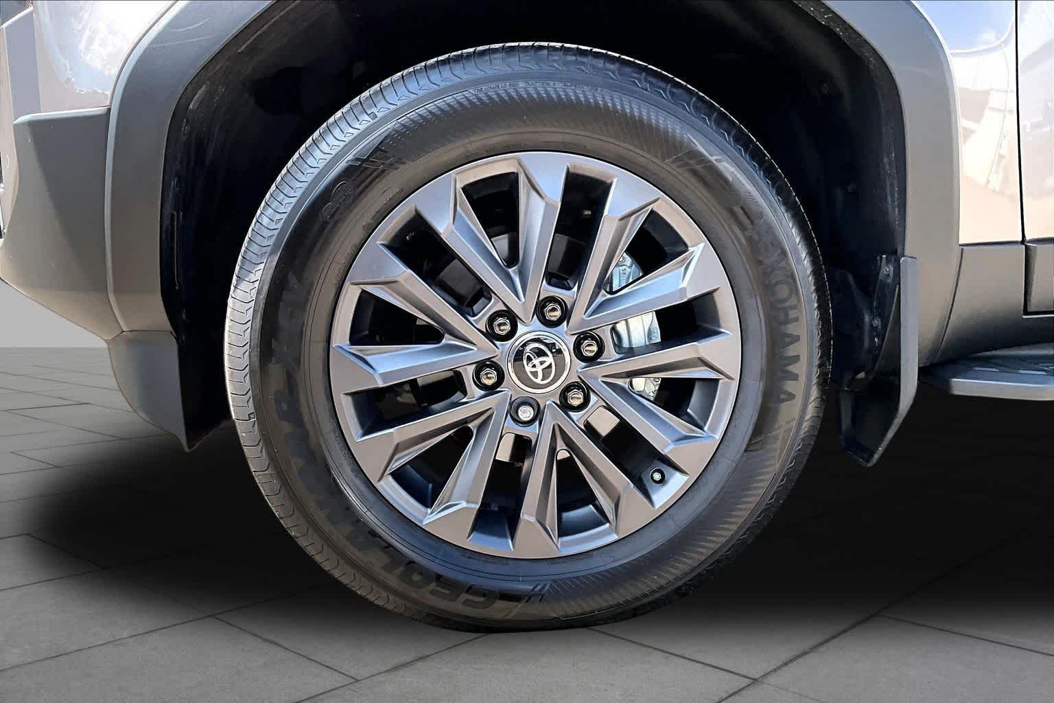 Used 2026 Meteor Shower Toyota  image 11