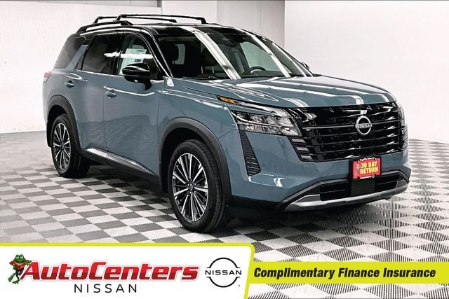 2026 Nissan Pathfinder Platinum 4WD's photo