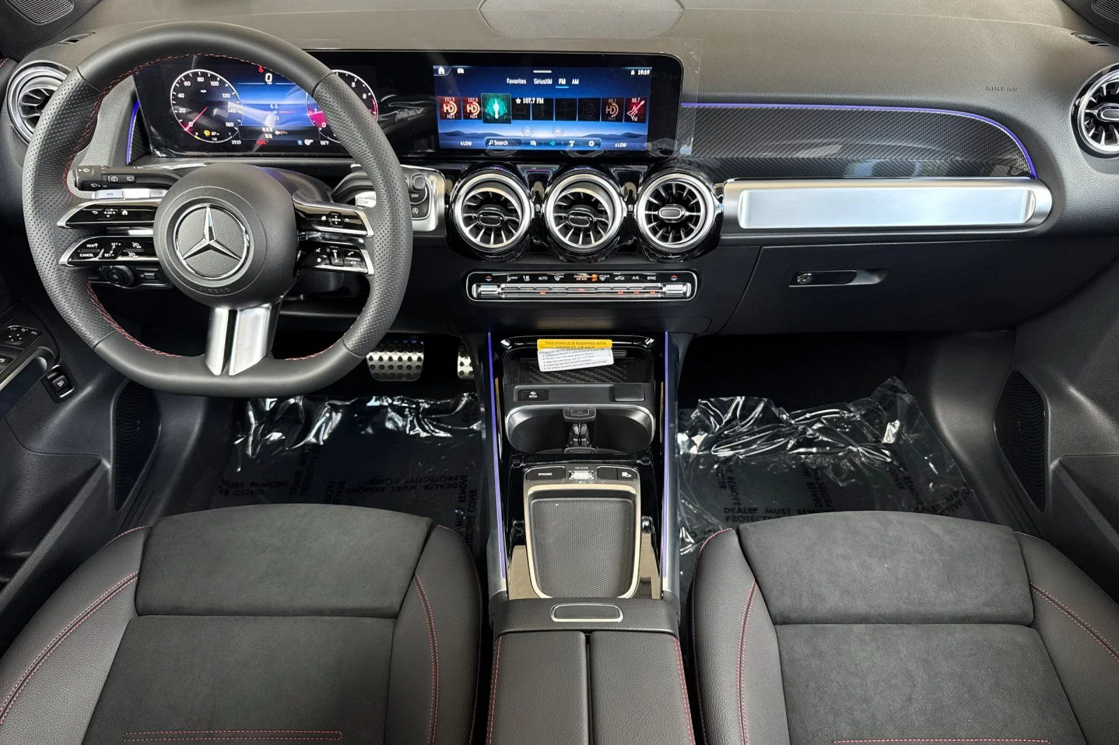 New 2026 Black Mercedes-Benz GLB 250 image 10