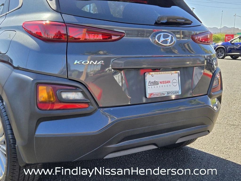 Used 2021 Gray Hyundai SEL image 5