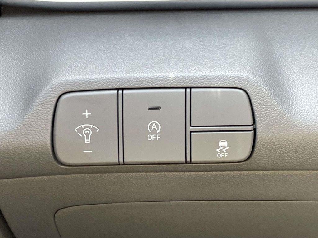 New 2026 Gray Hyundai SE image 17