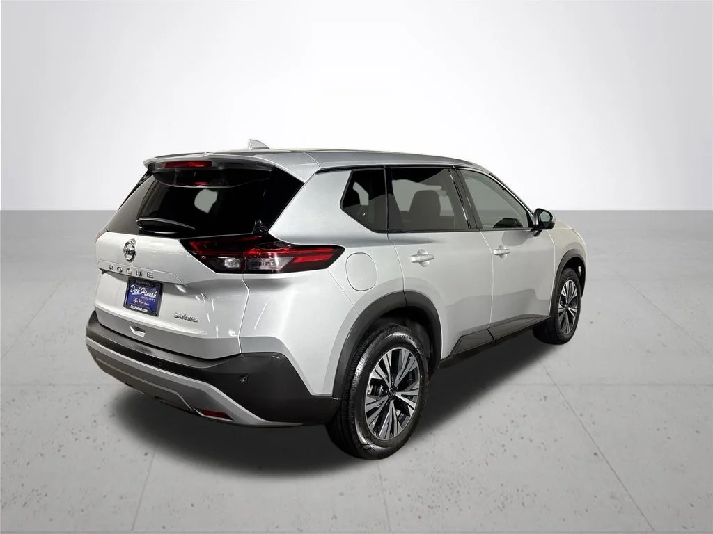 Used 2021 Silver Nissan SV image 6
