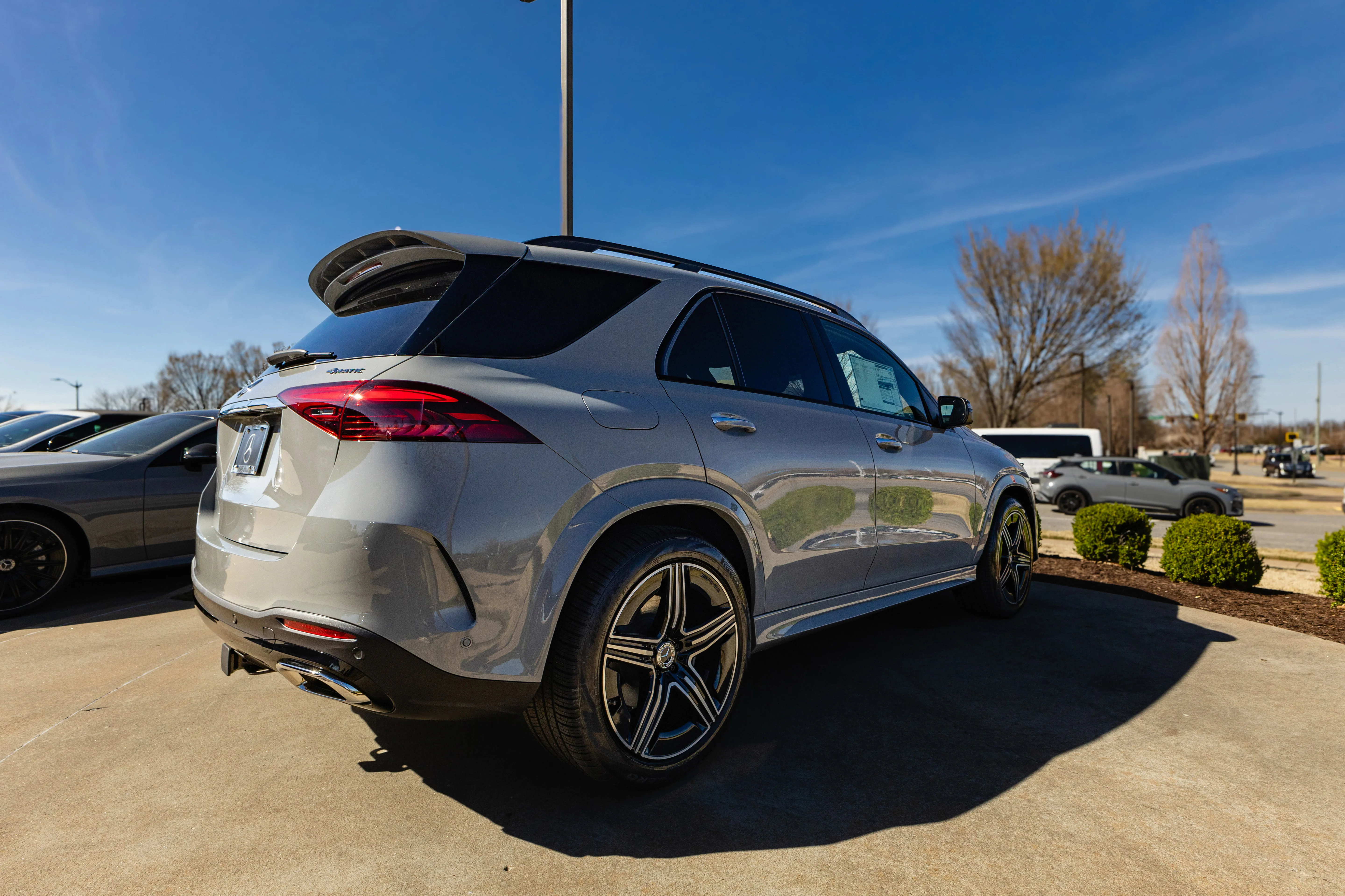 New 2026 MANUFAKTUR Alpine Grey Mercedes-Benz GLE 450 image 12