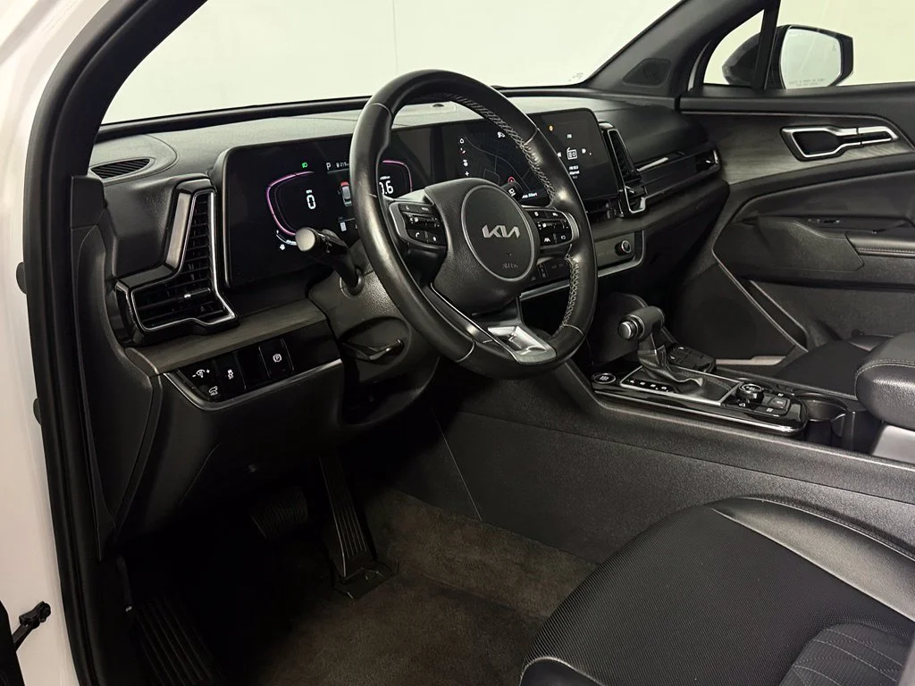 Certified Used 2023 White Kia X-Line image 16