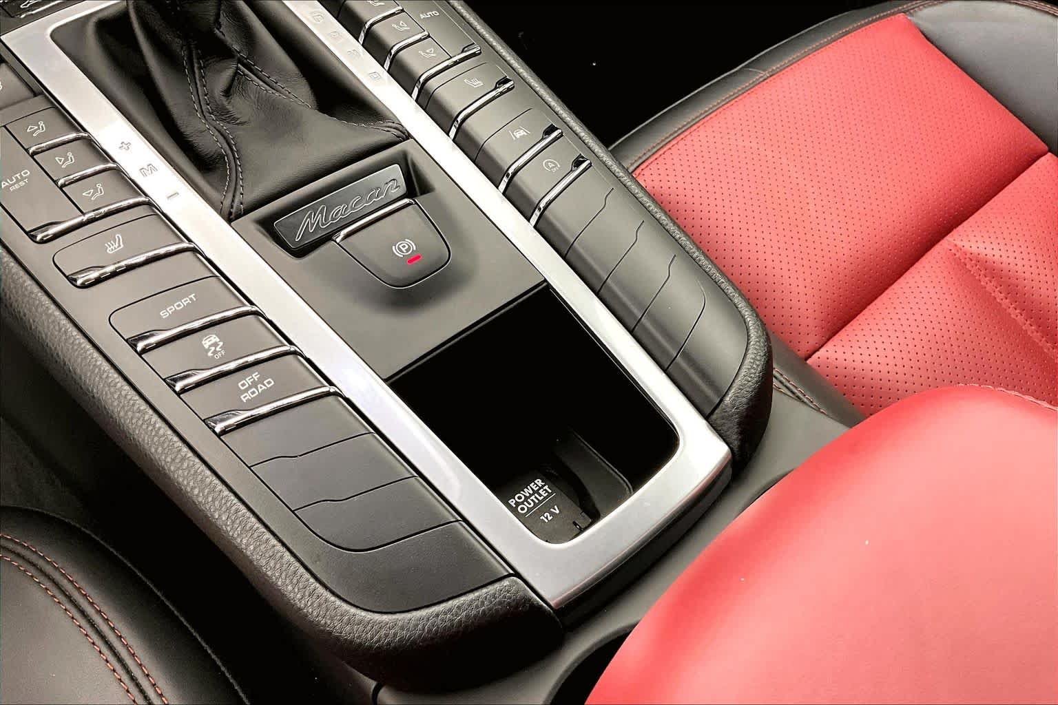 Used 2020 Gray Porsche  image 27