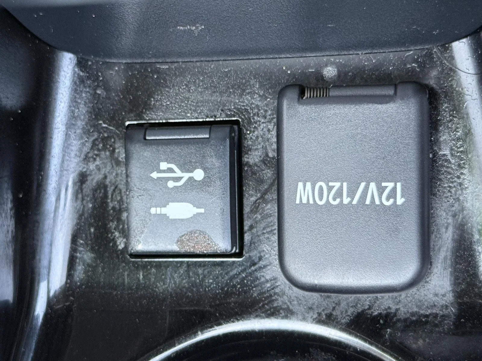 Used 2022 Blue Magnetism Toyota XLE image 29