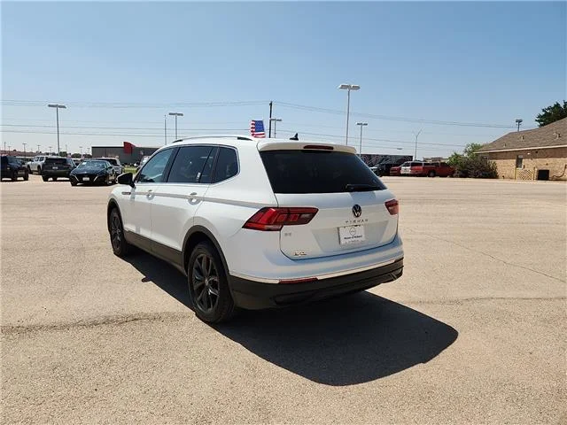 Used 2024 Pure White Volkswagen 2.0T SE (EOP CW37) Front-Wheel Drive image 2