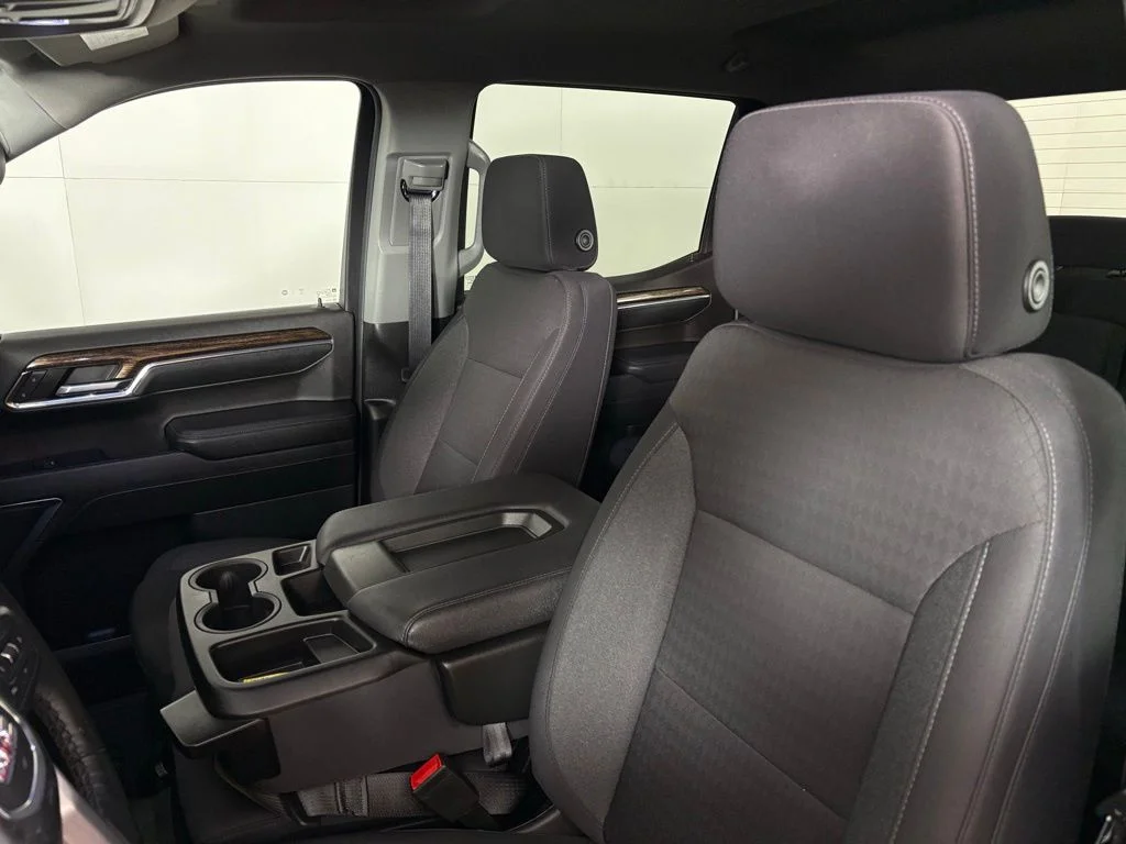 Used 2024 Black GMC Elevation image 20