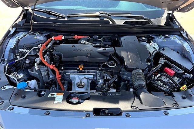 Used 2022  Honda Sport image 9