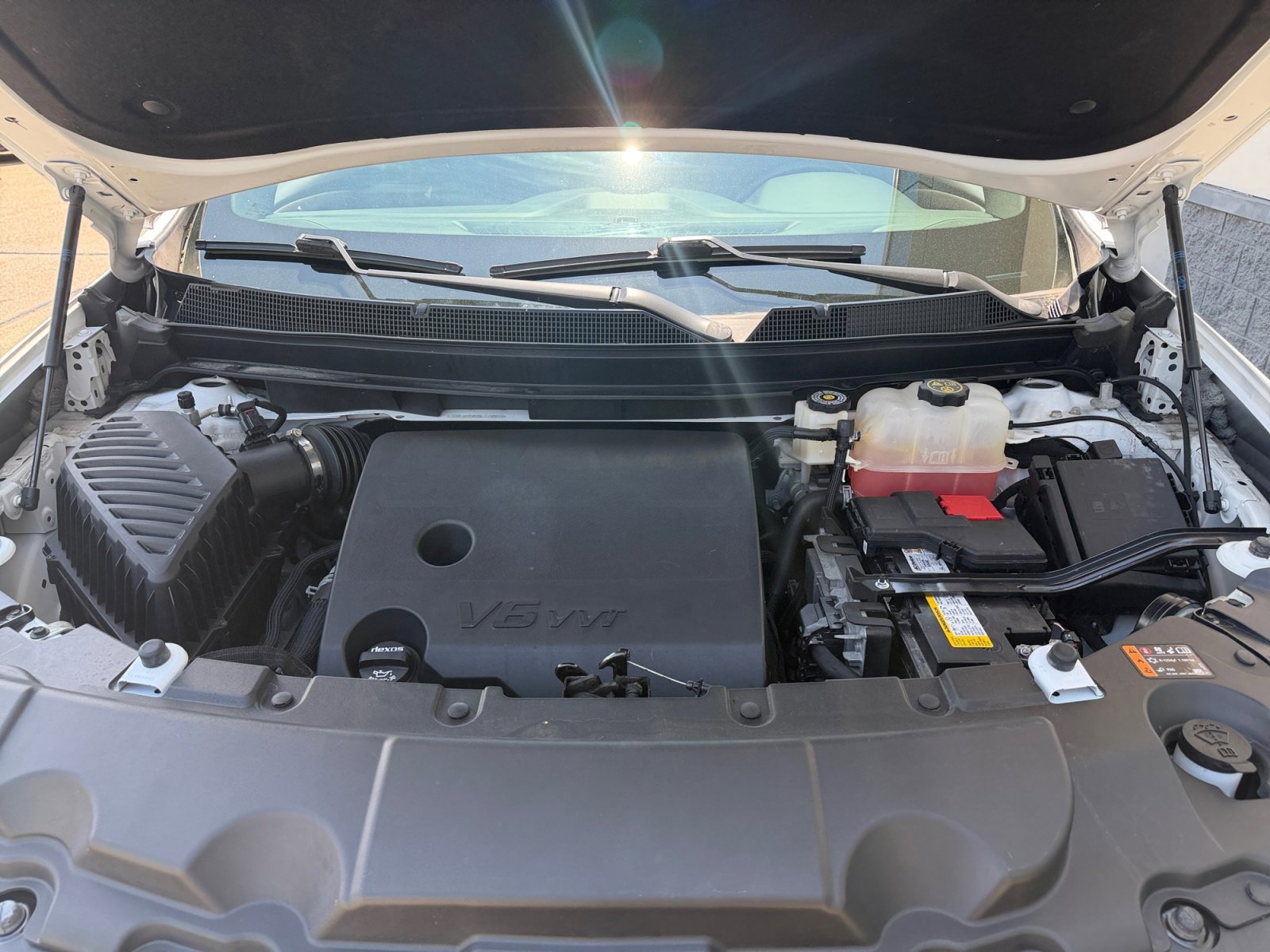 Used 2022 Summit White Chevrolet LT Cloth image 6