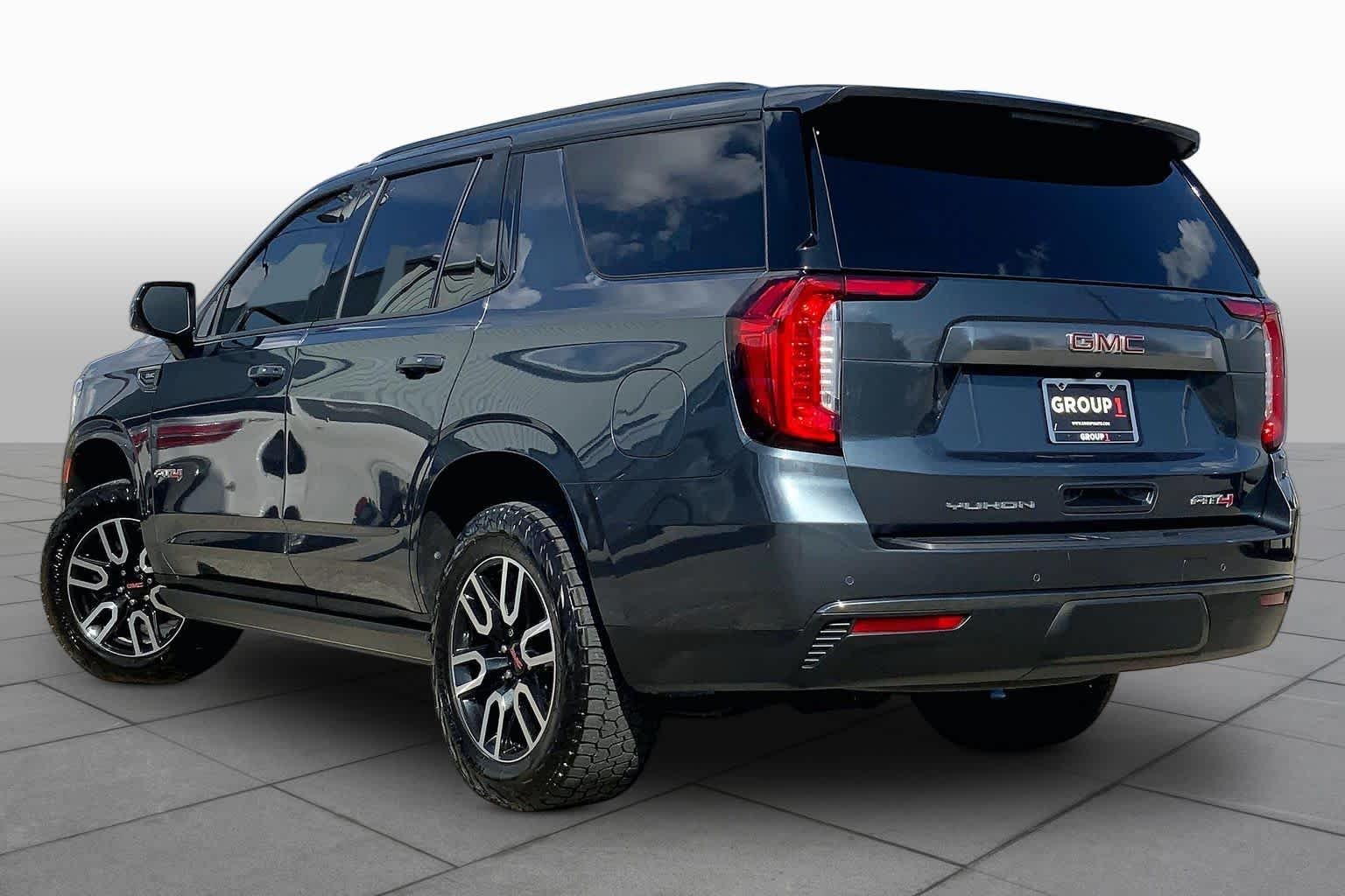Used 2021 Dark Sky Metallic GMC AT4 image 21