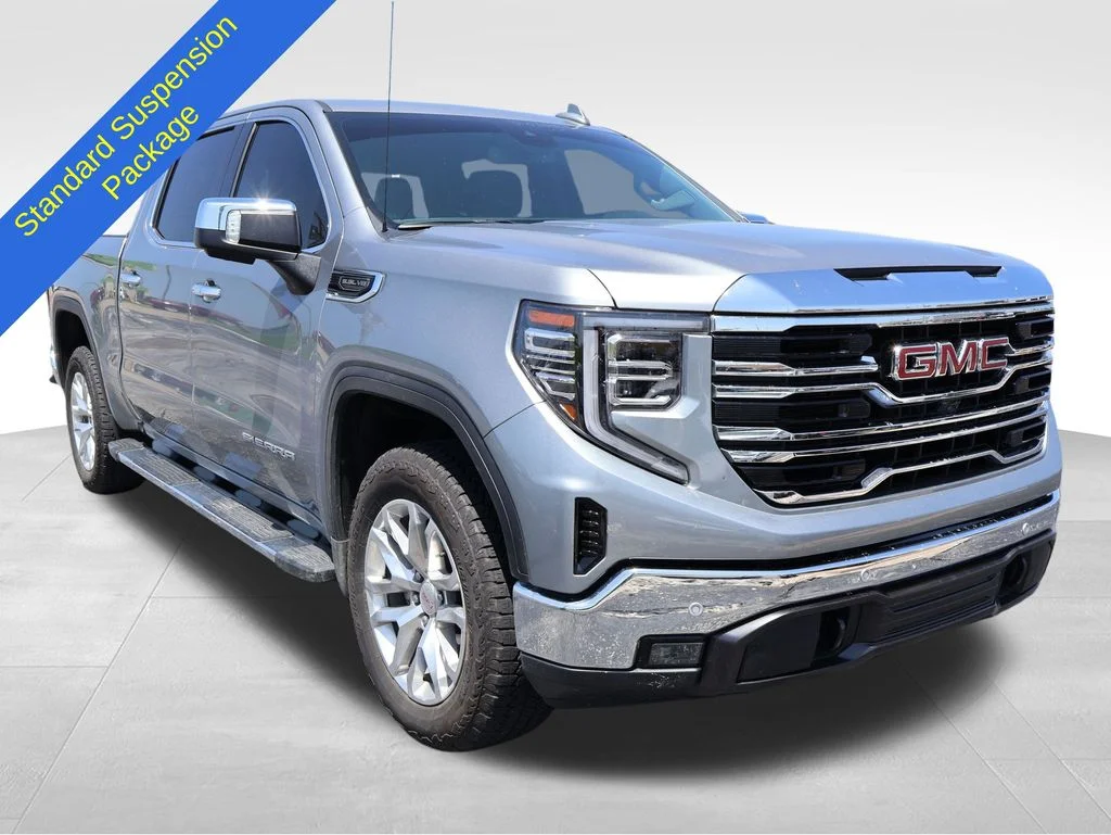 Used 2025 Sterling GMC SLT image 10