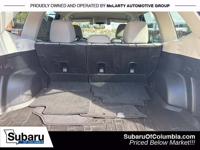 Used 2021 Black Subaru Base image 11