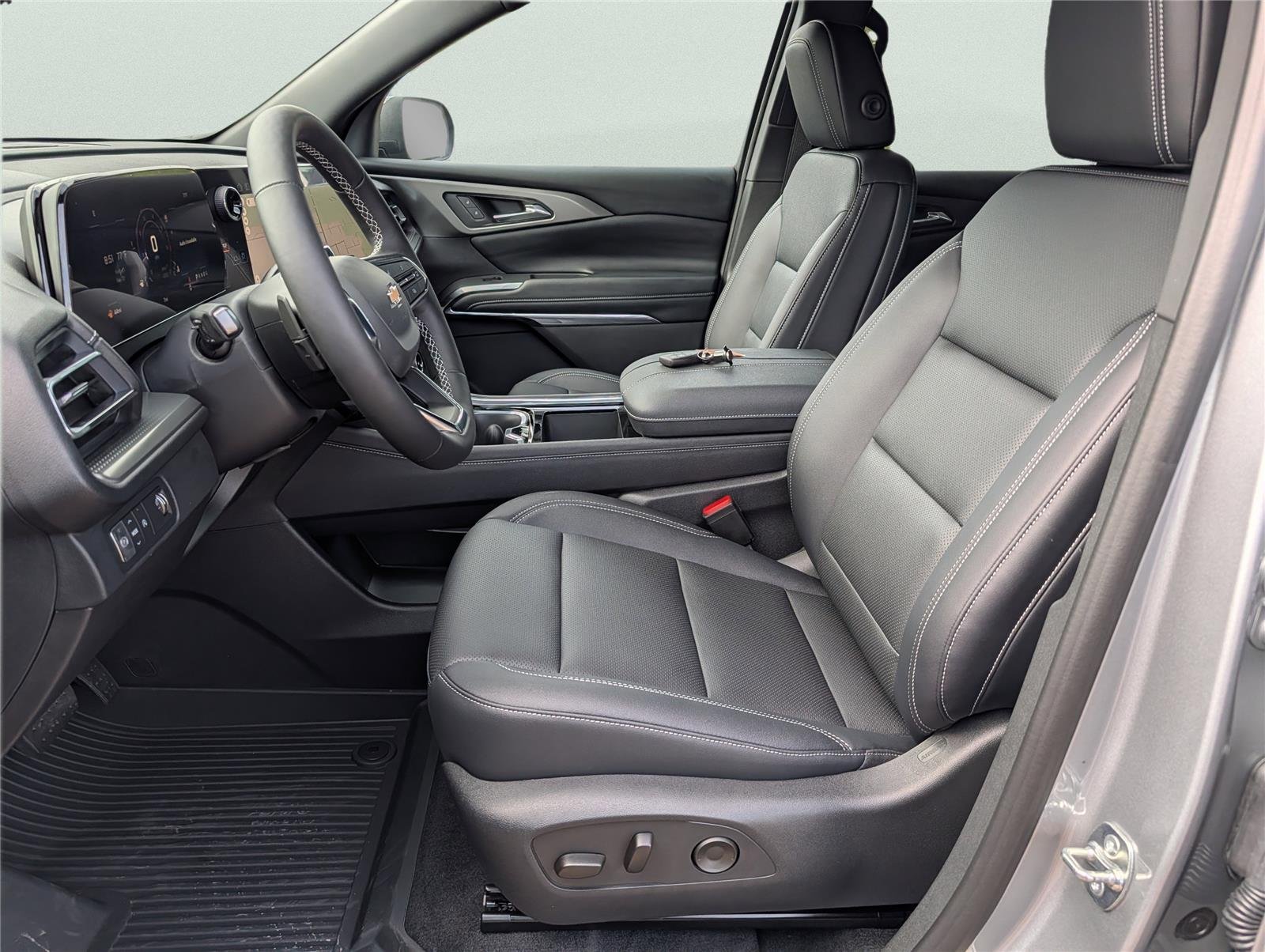 New 2026 Sterling Gray Metallic Chevrolet LT image 38