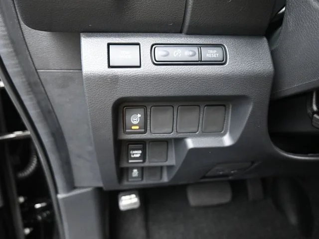 New 2026 Super Black Nissan Crew Cab PRO-X® image 21