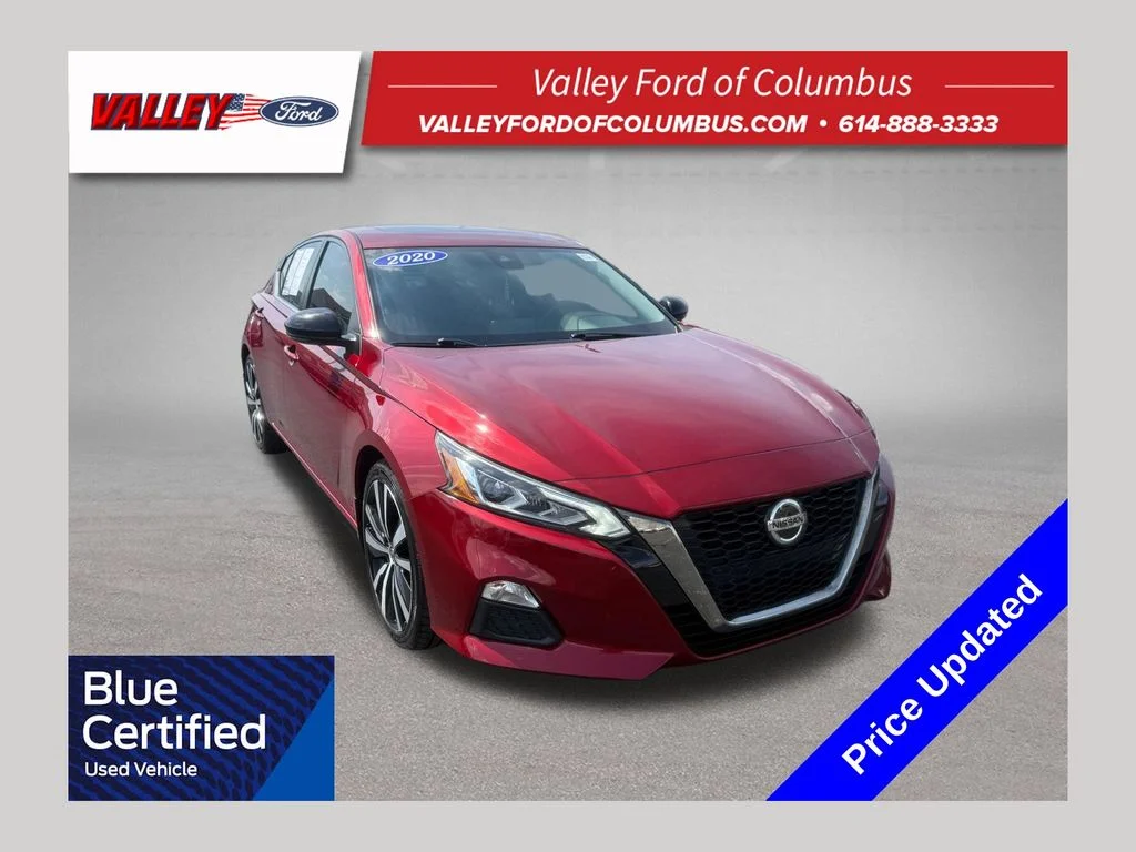Used 2020 Red Nissan 2.5 SR image 1