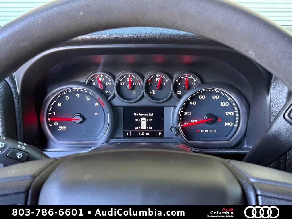 Used 2021 Black Chevrolet Custom image 25