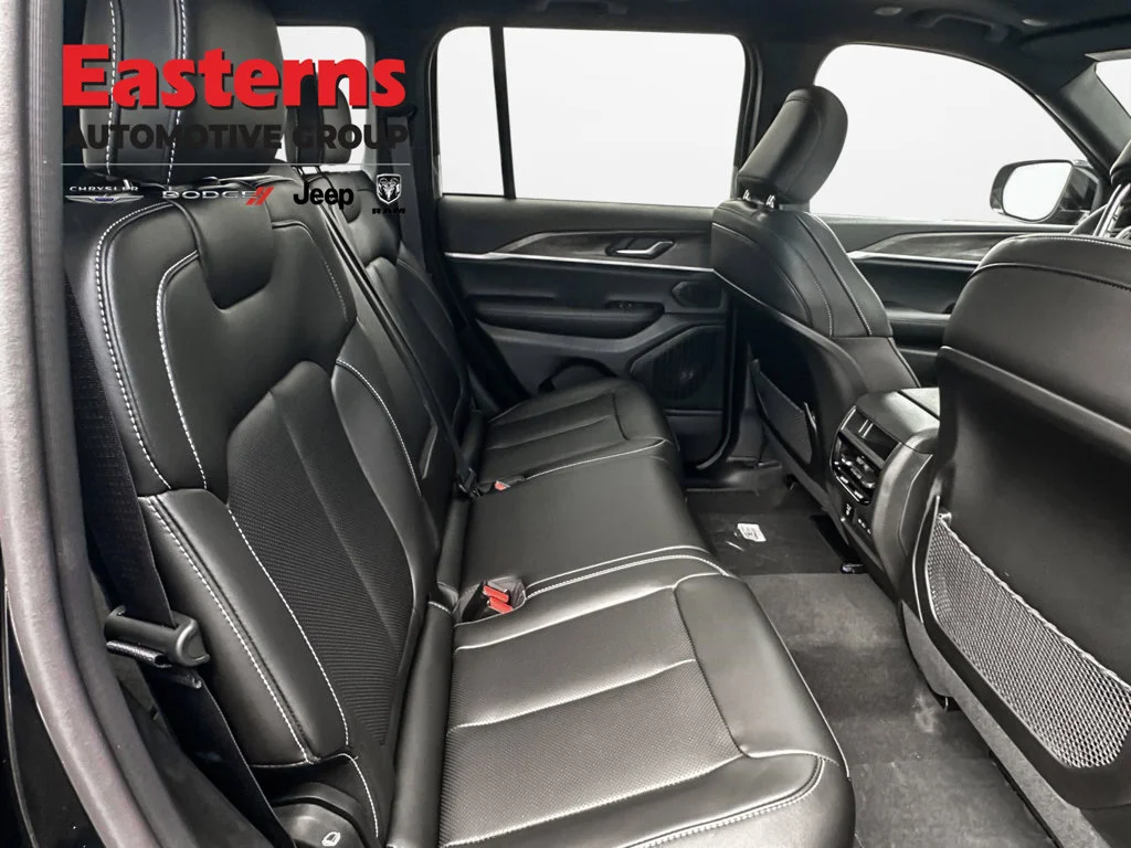 New 2027 High Gloss Black Jeep Limited image 23