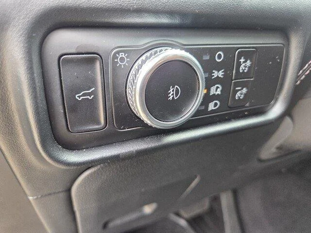 Used 2023 Carbonized Gray Metallic Ford Platinum image 12