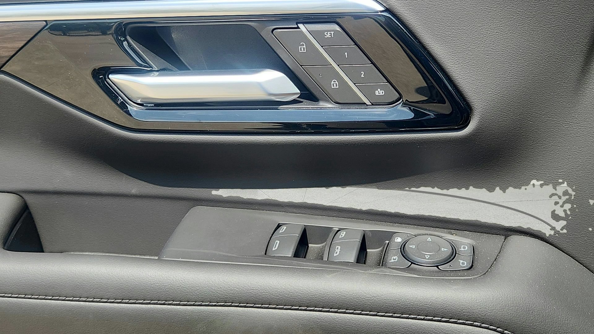2026 Chevrolet Tahoe LT - Photo 19