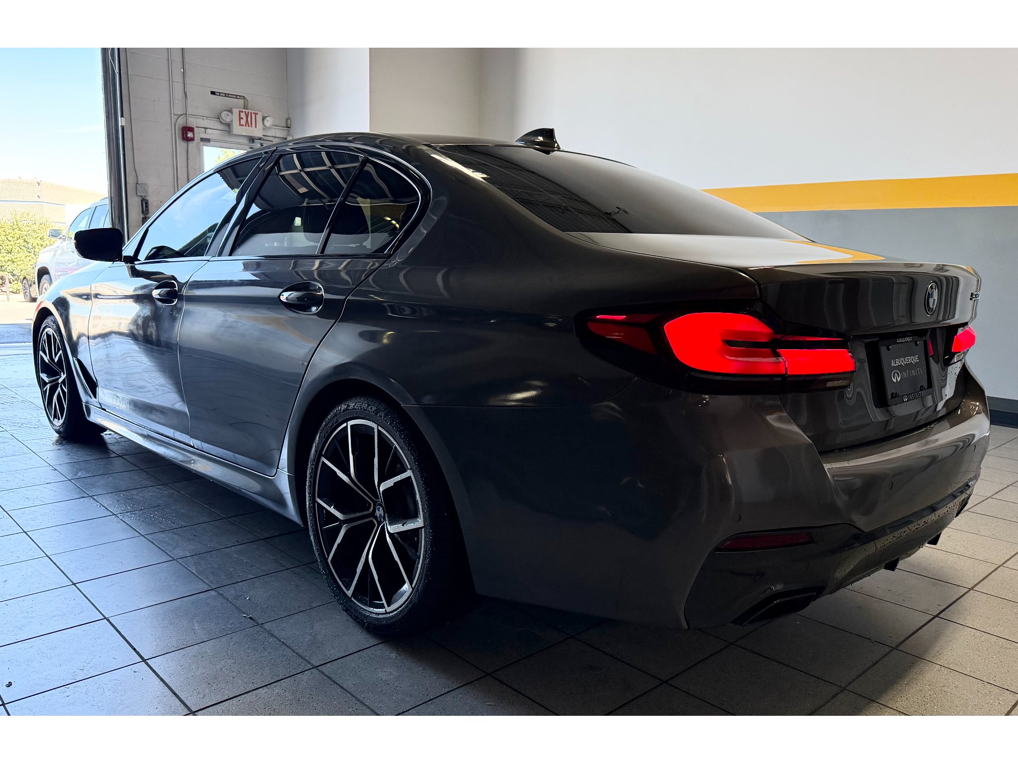 Used 2022 Bernina Grey Amber Effect Metallic BMW 530i image 10