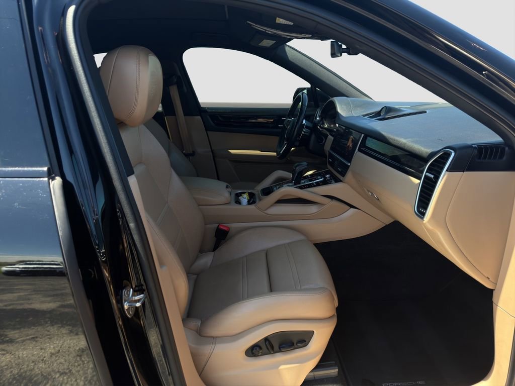 2022 Porsche Cayenne Coup Platinum Edition - Photo 18