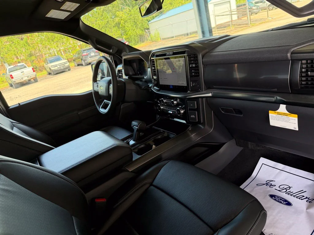 New 2026 Oxford White Ford Lariat® image 9