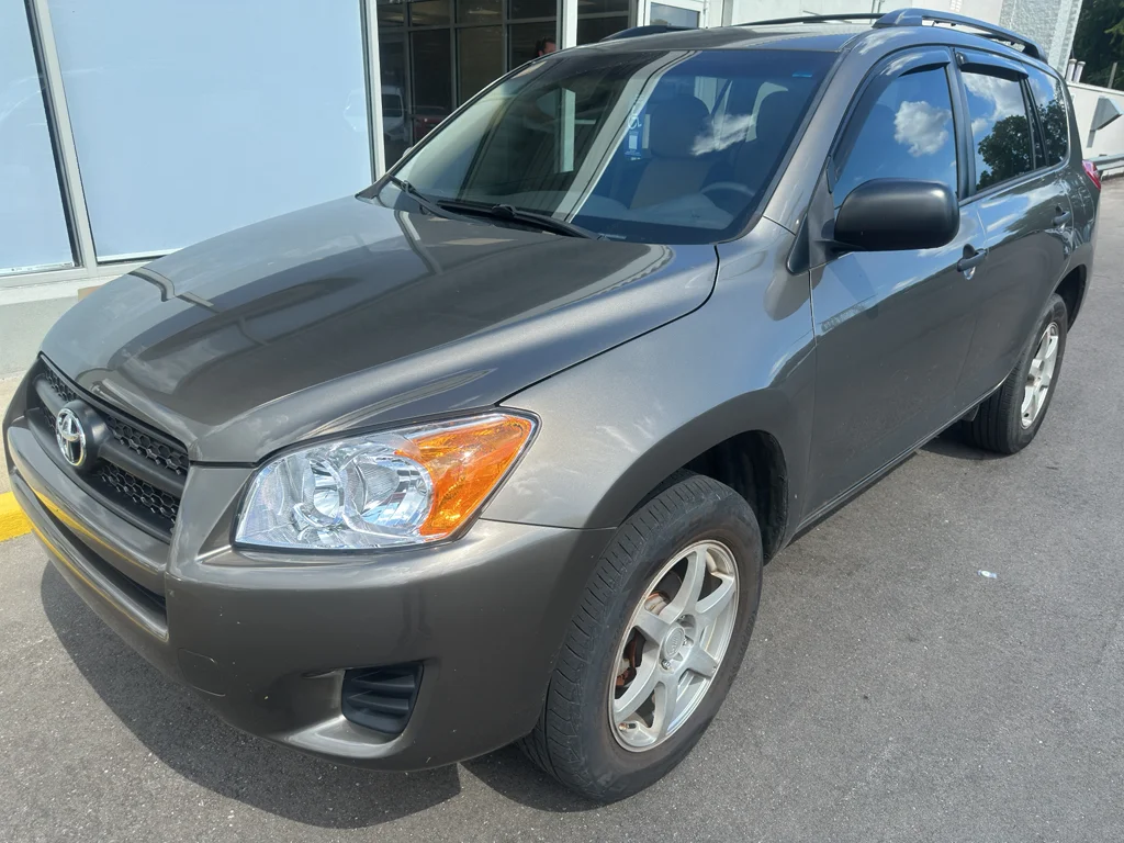 Used 2012 Pyrite Mica Toyota Base image 3