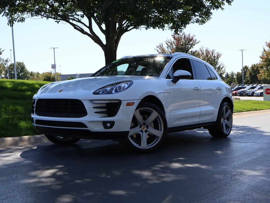 Used 2015 White Porsche S image 1