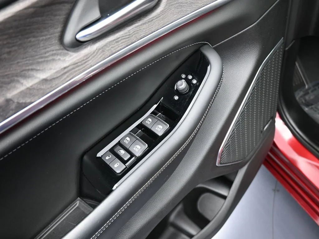 2023 Jeep Grand Cherokee Overland - Photo 14