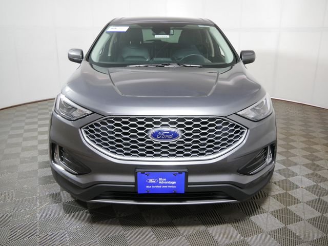 Certified Used 2024 Gray Ford SEL image 3