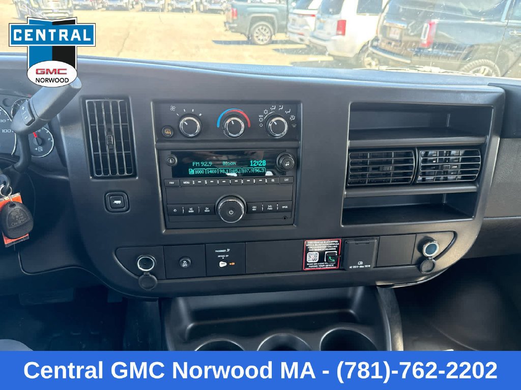 2026 GMC Savana Cargo Work Van - Photo 22