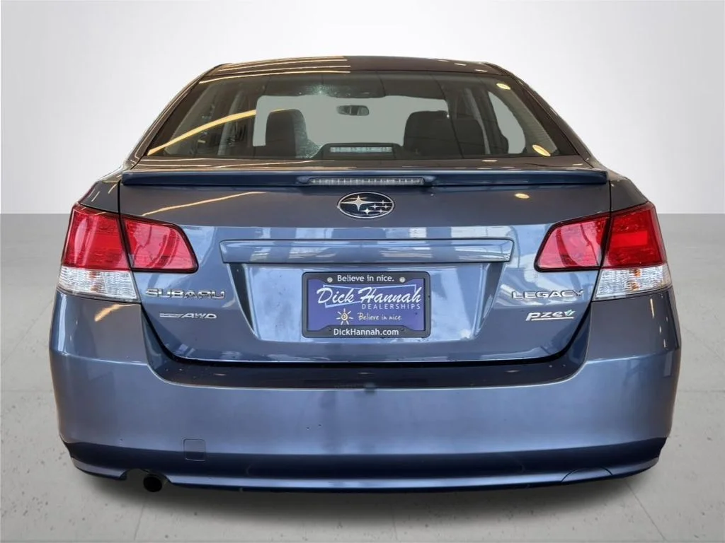 Used 2014 Blue Subaru 2.5i image 8