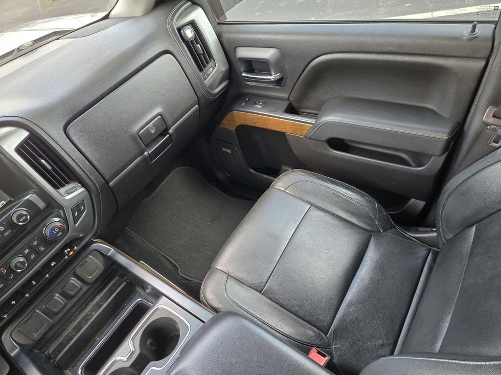 Used 2014 SILVER ICE METALLIC Chevrolet LTZ image 14