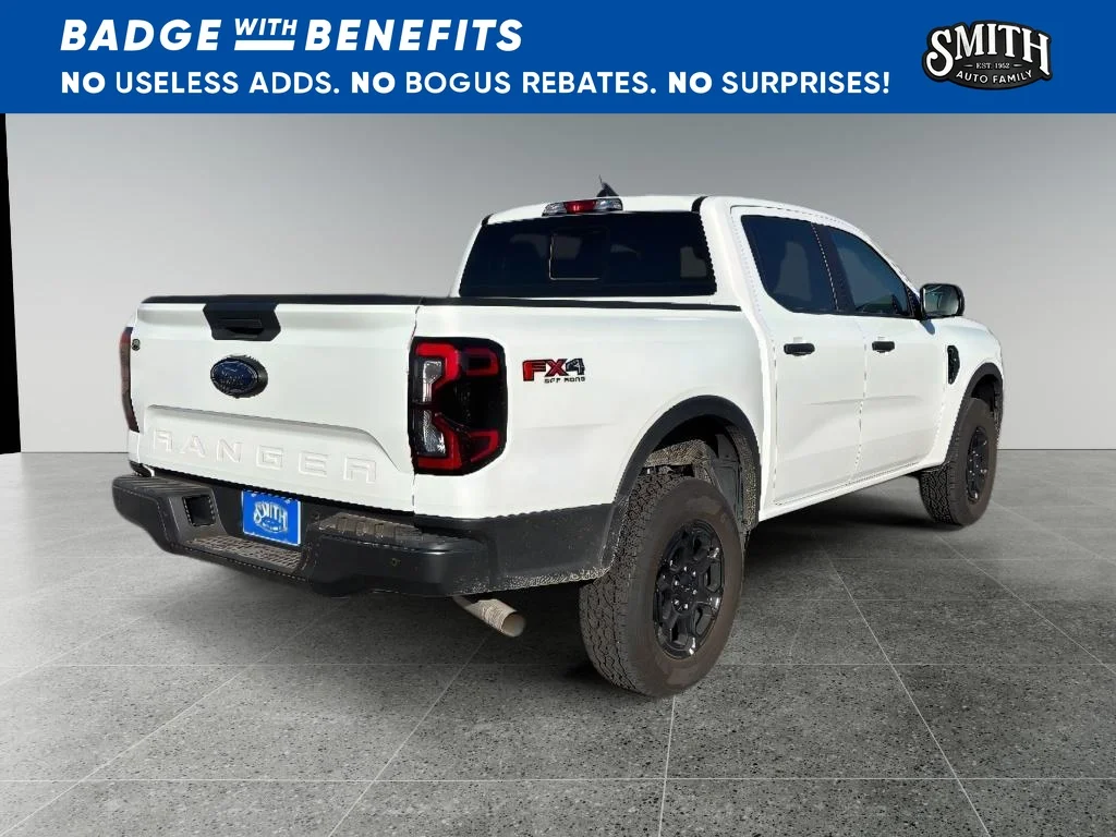 Certified Used 2025 Oxford White Ford XLT image 4