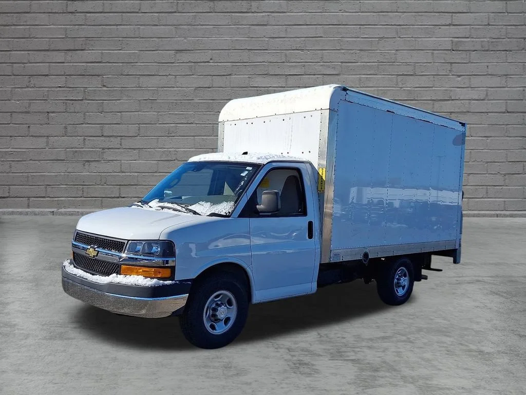 Used 2023 Summit White Chevrolet Work Van image 6
