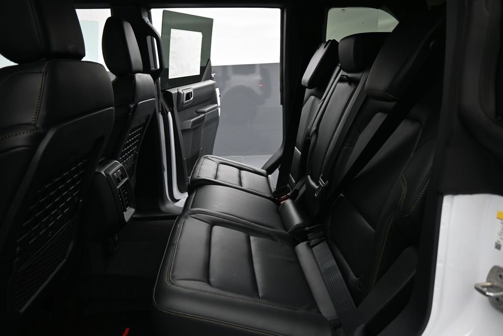 New 2026 Oxford White Ford Badlands image 18