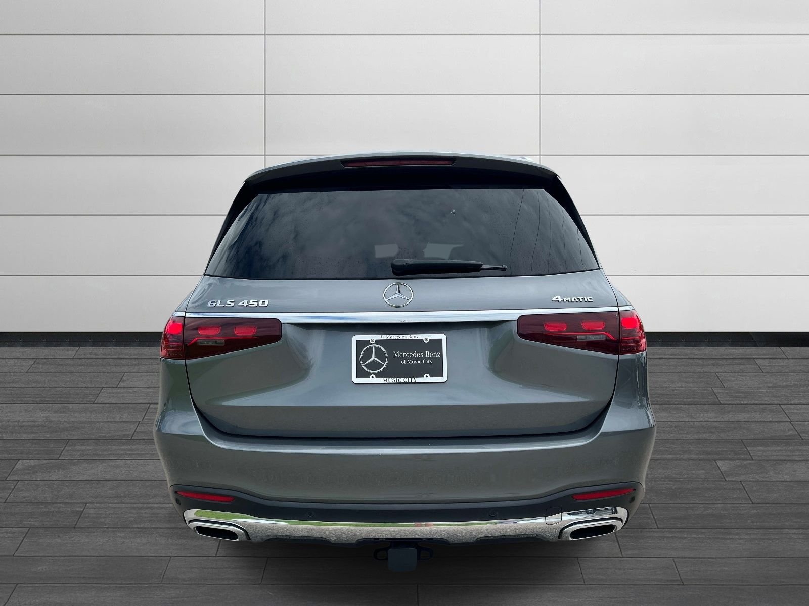 Certified Used 2025 Selenite Grey Metallic Mercedes-Benz GLS 450 image 4