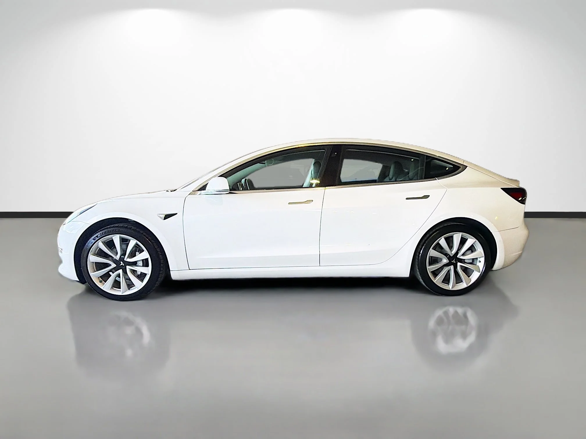 Used 2019 Tesla Model 3 Base with VIN 5YJ3E1EA6KF447930 for sale in Tampa, FL