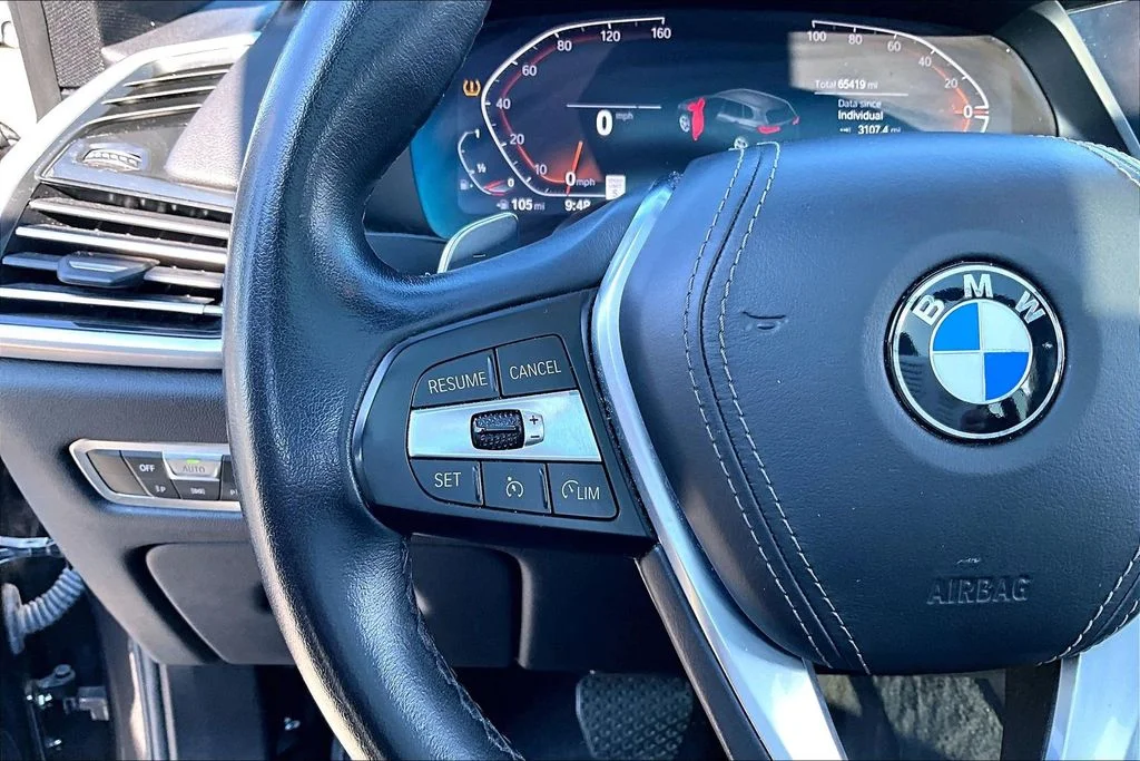 Used 2022 Gray BMW sDrive40i image 20