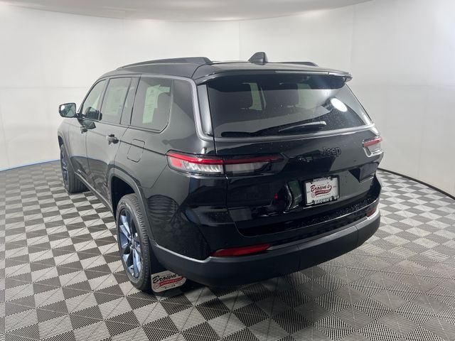 New 2026 Diamond Black Crystal Pearl-Coat Exterior Paint Jeep  image 3