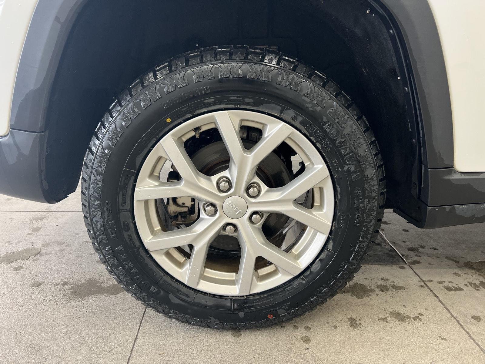 2023 Jeep Grand Cherokee Limited - Photo 9