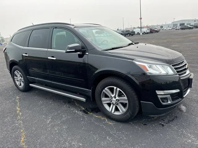 Used 2016 MOSAIC BLACK METALLIC Chevrolet LT image 3